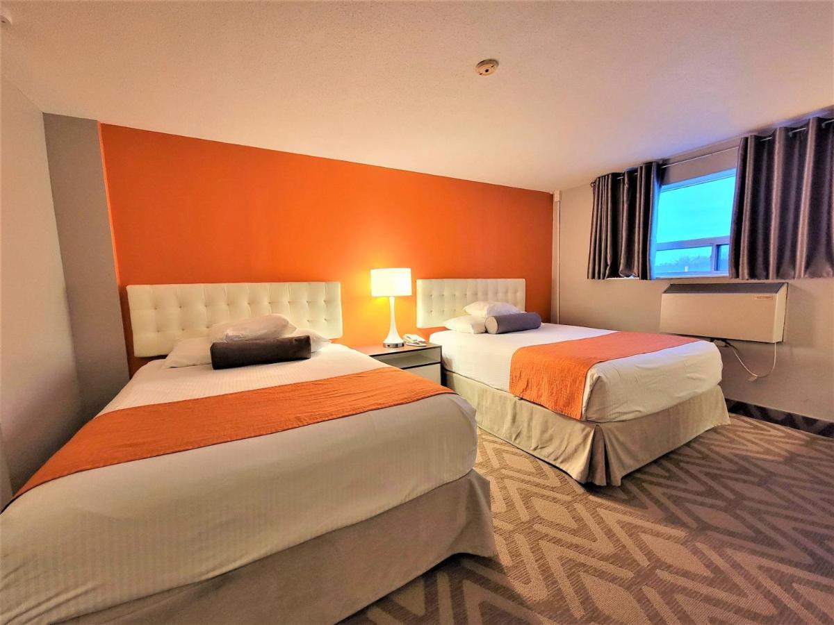 Howard Johnson By Wyndham Gravenhurst Esterno foto