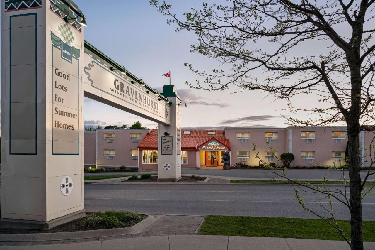 Howard Johnson By Wyndham Gravenhurst Esterno foto