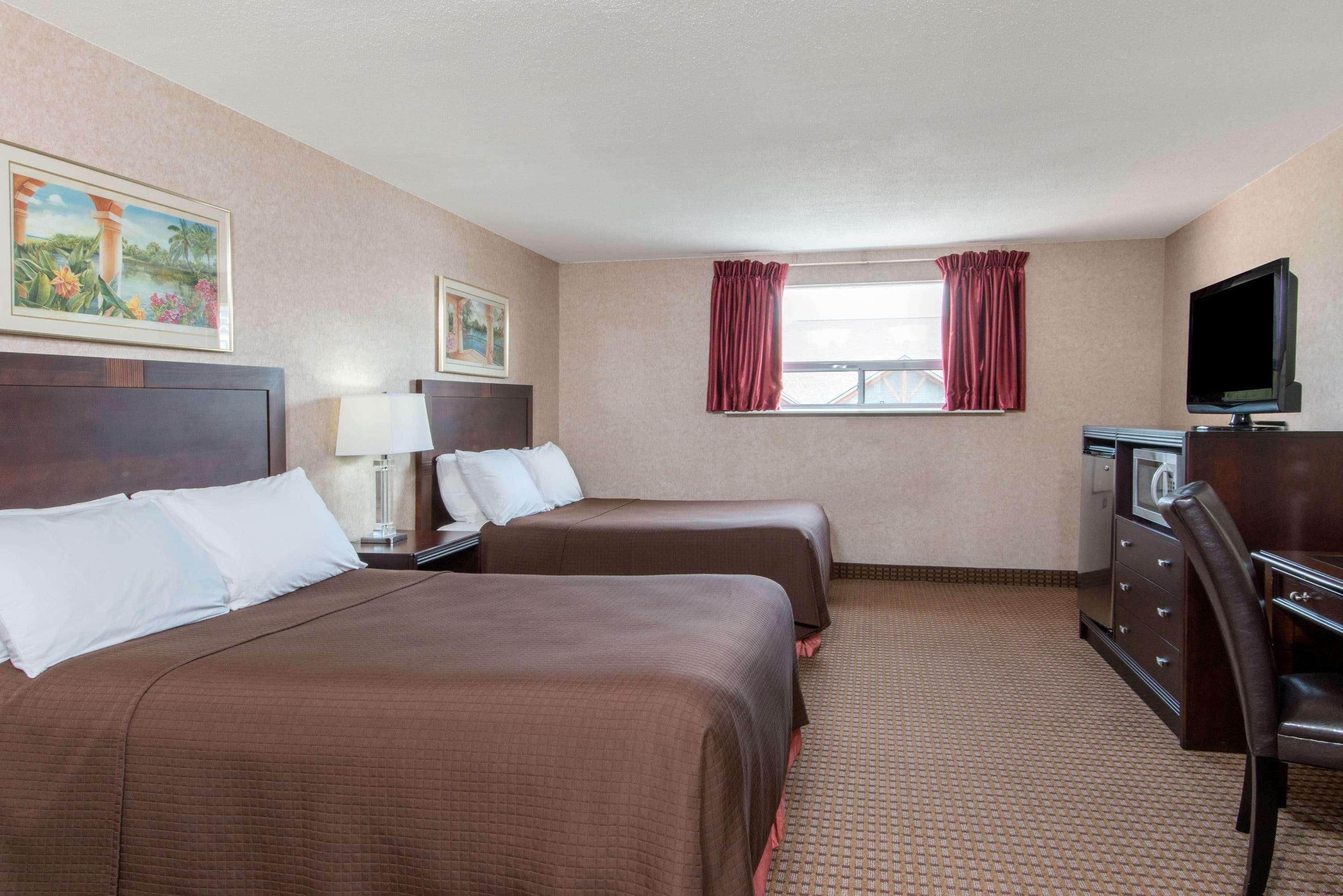 Howard Johnson By Wyndham Gravenhurst Esterno foto